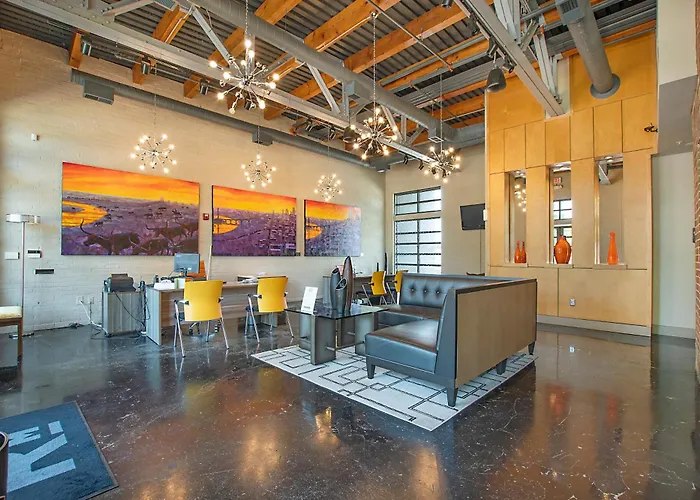 Charming 2 Bedroom Downtown Ft Worth Apartment